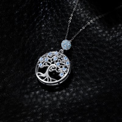Колие с медальон от масивно сребро с шпинели - Вековна гора