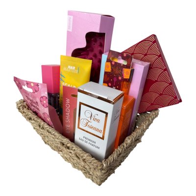 Подаръчна кошница Beauty Deluxe – Луксозен комплект за красота с 12 продукта